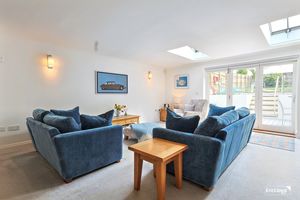 Photo 27- click for photo gallery